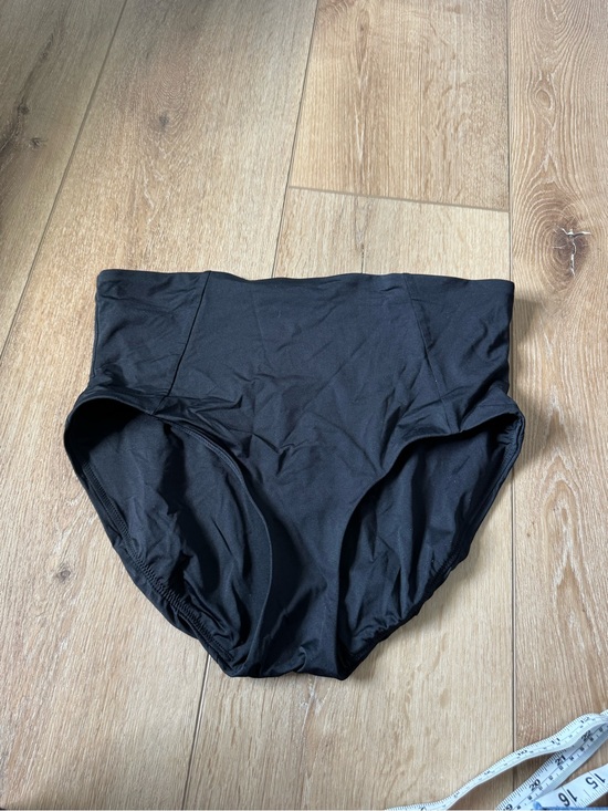 SPANX Other - Spanx Women Classic High Rise Swim Brief Bottom size Large - New without Tag